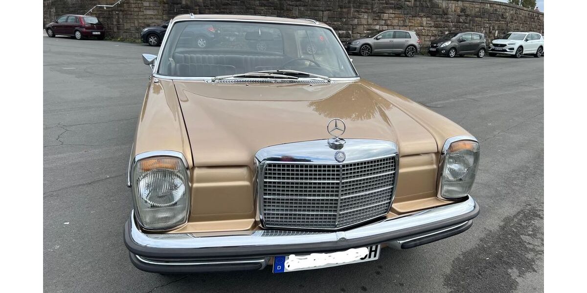 Mercedes-Benz 250 77.300 km 24.900 &euro; Düsseldorf 40468