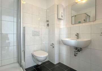 Wohnung Wuppertal Ostersbaum - 1 Zimmer, 38 m&sup2;, 380&euro; | Angebot:27172457