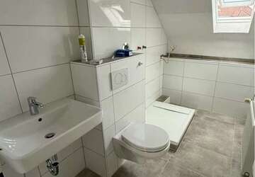 Wohnung Solingen Central - 3 Zimmer, 61 m&sup2;, 490&euro; | Angebot:27680043