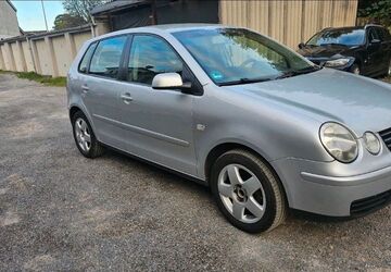 VW Polo 190.000 km 1.800 &euro; Solingen 42657