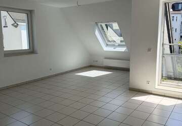 Wohnung Solingen Ohligs - 3 Zimmer, 102 m&sup2;, 999&euro; | Angebot:27311048