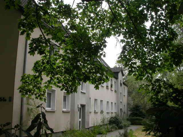 Etagenwohnung Düsseldorf Stadtbezirk 9 - 2 Zimmer, 46 m&sup2;, 257&euro; | Angebot:27352323