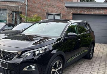 Peugeot 5008 104.000 km 14.500 &euro; Solingen 42651