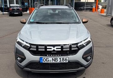Dacia Sandero 11.000 km 17.300 &euro; Köln 50969