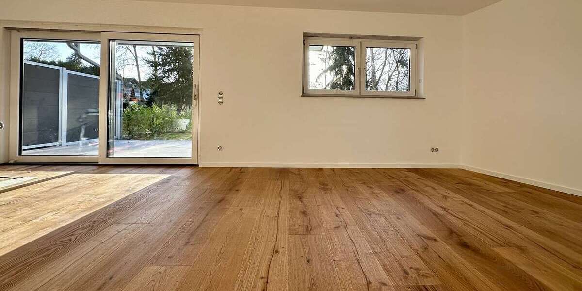 Etagenwohnung Düsseldorf Reisholz - 3 Zimmer, 108 m&sup2;, 1.670&euro; | Angebot:27350010