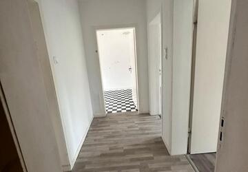 Wohnung Remscheid - 3 Zimmer, 55 m&sup2;, 520&euro; | Angebot:27549180