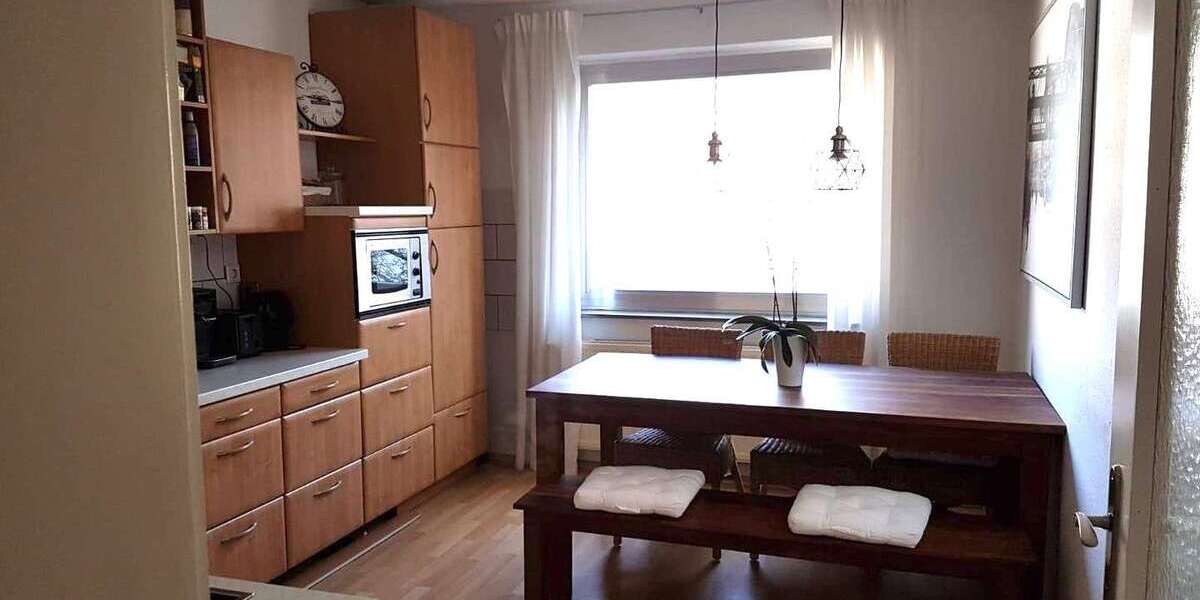 Etagenwohnung Wuppertal Südstadt - 3 Zimmer, 75 m&sup2;, 750&euro; | Angebot:27336845