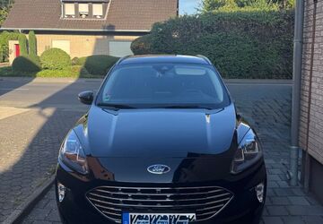 Ford Kuga 20.050 km 24.900 &euro; Köln 51143