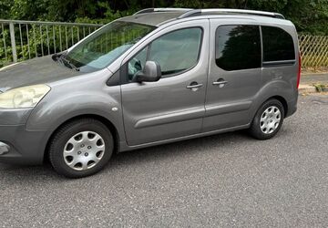 Peugeot Partner 263.000 km 3.200 &euro; Velbert 42551