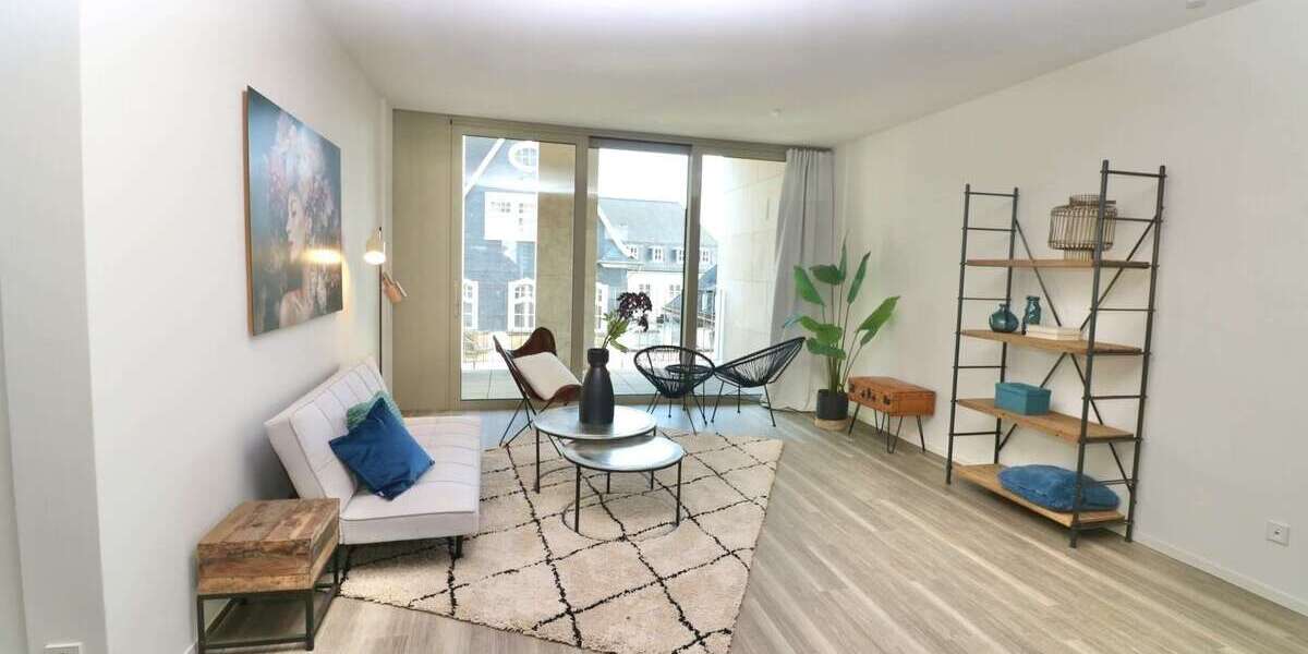 Etagenwohnung Solingen - 2 Zimmer, 94 m&sup2;, 990&euro; | Angebot:24699229