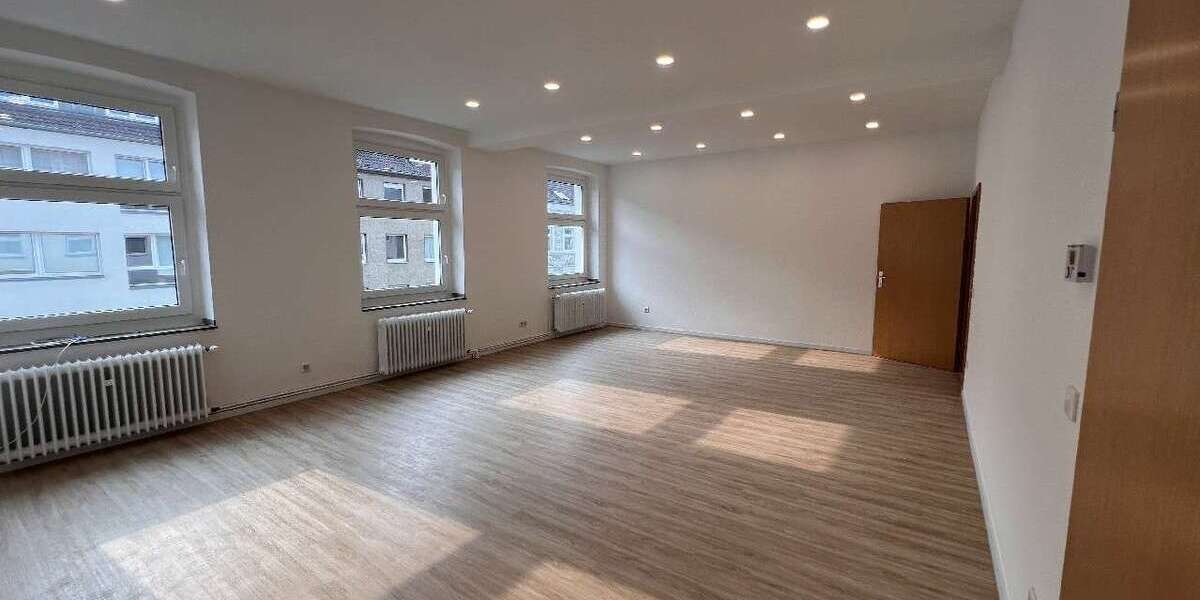 Etagenwohnung Düsseldorf Stadtbezirk 3 - 3 Zimmer, 104 m&sup2;, 1.479&euro; | Angebot:27279070
