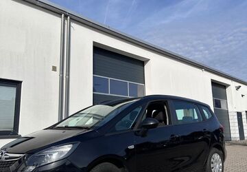 Opel Zafira 163.300 km 6.400 &euro; Leverkusen 51371
