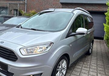 Ford Tourneo Courier 90.000 km 8.999 &euro; Solingen 42651