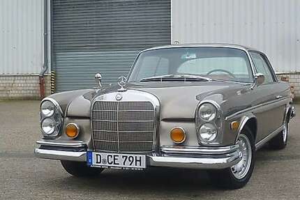 Mercedes-Benz 250 43.680 km 49.989 &euro; Düsseldorf 40470