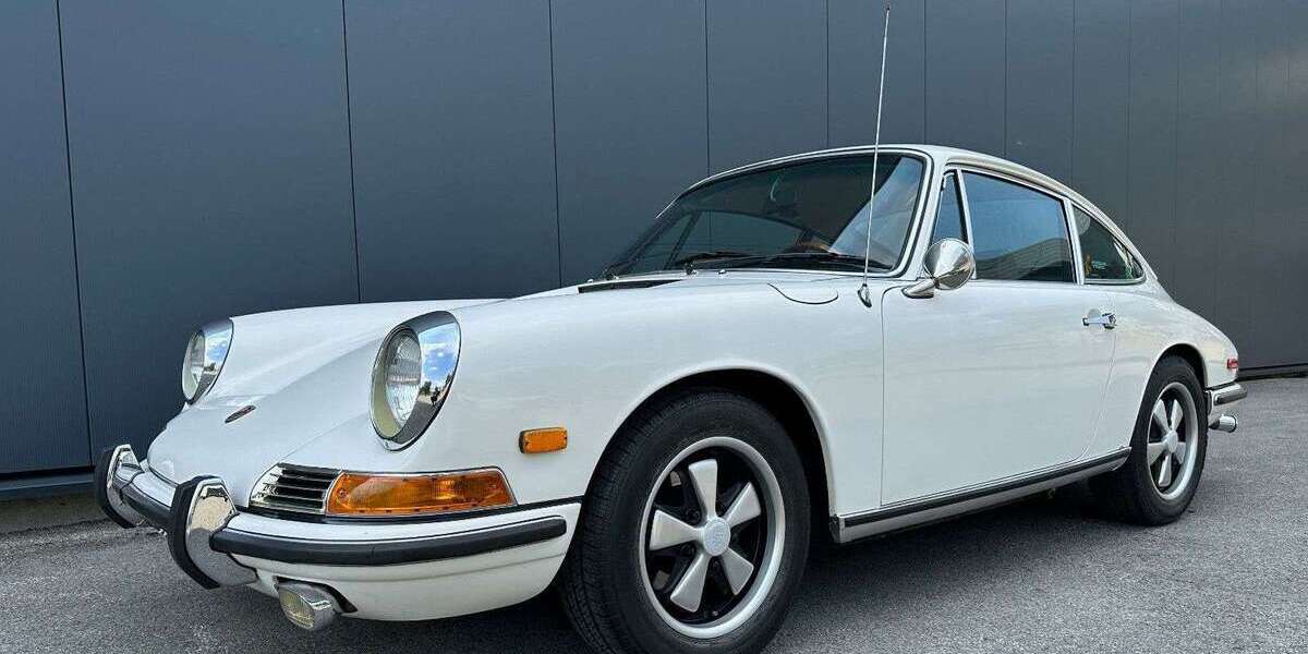 Porsche 911 93.155 km 110.911 &euro; Solingen 42699