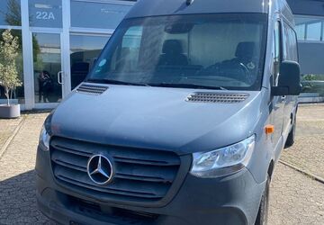 Mercedes-Benz Sprinter 143.080 km 14.500 &euro; Hilden 40721