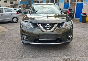 Nissan X-Trail 108.890 km 9.990 &euro; Solingen 42719