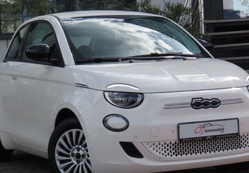 Fiat 500e 7.029 km 17.900 &euro; Neuss 41469