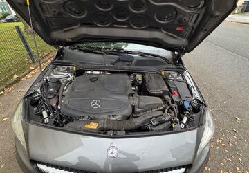Mercedes-Benz A 180 124.750 km 12.800 &euro; Solingen 42657