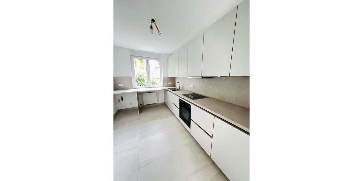 Etagenwohnung Köln Ehrenfeld - 2 Zimmer, 63 m&sup2;, 1.260&euro; | Angebot:27357811