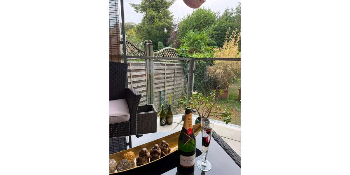 Etagenwohnung Düsseldorf Unterbach - 3 Zimmer, 73 m&sup2;, 1.800&euro; | Angebot:27320319