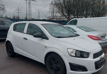 Chevrolet Aveo 64.500 km 4.950 &euro; Düsseldorf 40233