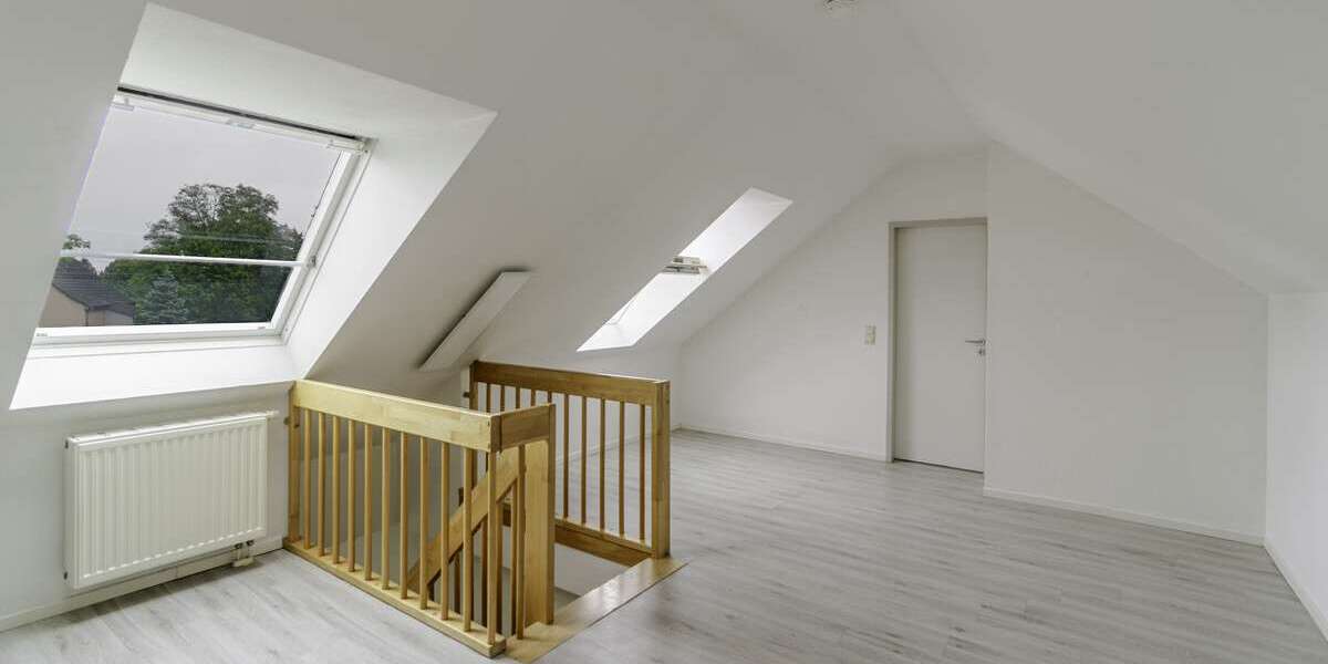 Etagenwohnung Düsseldorf Stadtbezirk 5 - 2 Zimmer, 63 m&sup2;, 761&euro; | Angebot:27243471