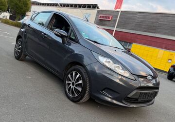 Ford Fiesta 147.310 km 2.800 &euro; wuppertal 42277
