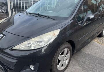 Peugeot 207 168.000 km 1.700 &euro; Neuss 41462