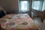 Dachgeschoßwohnung Remscheid - 3 Zimmer, 66 m&sup2;, 357&euro; | Angebot:27592772