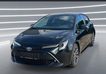 Toyota Corolla 32.703 km 23.990 &euro; Köln 51149