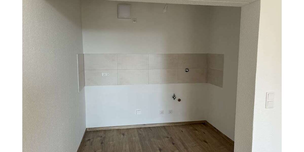 Etagenwohnung Wuppertal Gemarkung Elberfeld - 2 Zimmer, 65 m&sup2;, 552&euro; | Angebot:24606231