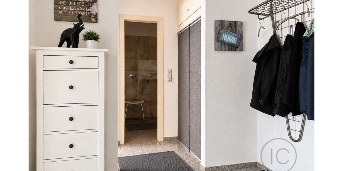 Etagenwohnung Köln Nippes - 2 Zimmer, 63 m&sup2;, 1.040&euro; | Angebot:27345604