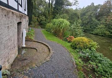 Wohnung Mettmann - 5 Zimmer, 160 m&sup2;, 1.600&euro; | Angebot:27586661