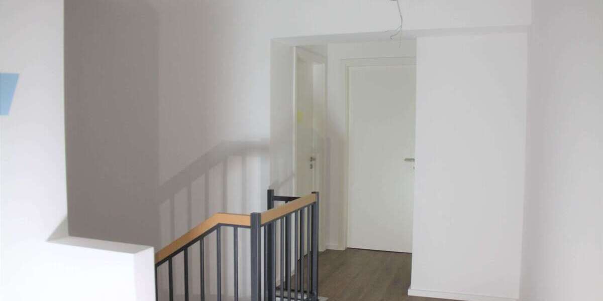 Etagenwohnung Köln Nippes - 4 Zimmer, 115 m&sup2;, 2.006&euro; | Angebot:27496603